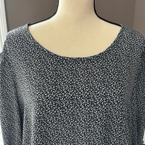 Tee For The Soul Boutique Blouse Womens 1X Black Tie Sleeves Top Shirt - Picture 2 of 15